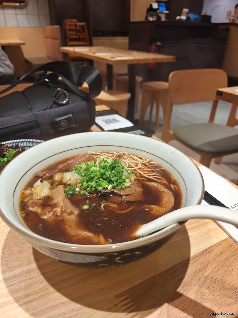 LeNu Chef Wai's Noodle Bar 樂牛私房面家